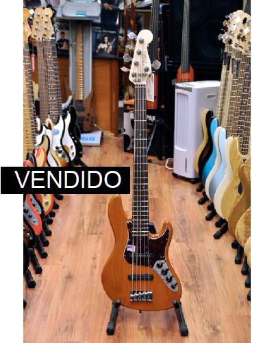 Fender American Deluxe Jazz Bass V Amber